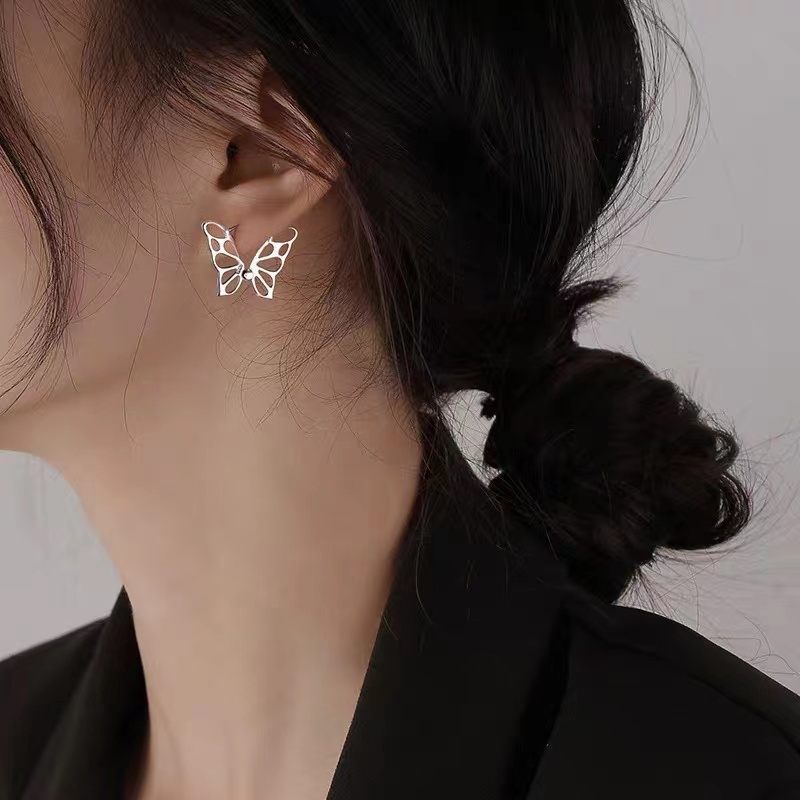 Bông tai hình bướm đơn giản xinh xắn