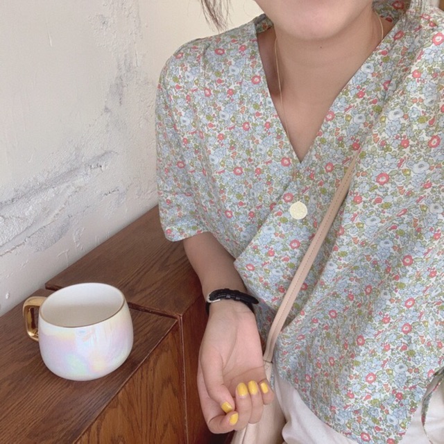 Áo hoa nhí buộc dây