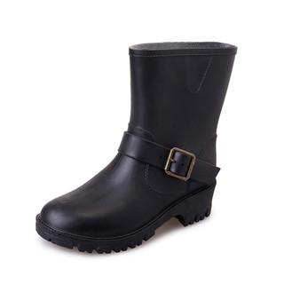 Giày boot nữ đi mưa màu đen chống thấm