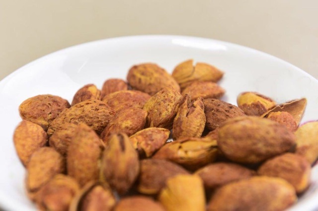 Hạt Hạnh Nhân Mỹ Sấy Bơ _ Gói 500g