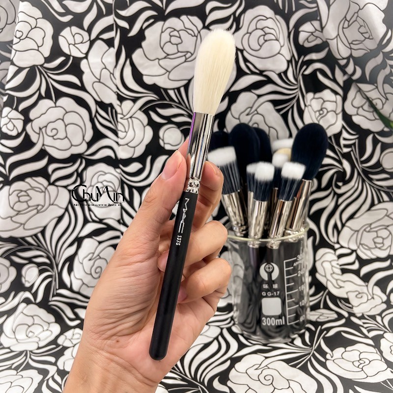 Cọ Trang Điểm Chuyên Nghiệp Tán Nền MAC Foudation Face Brush