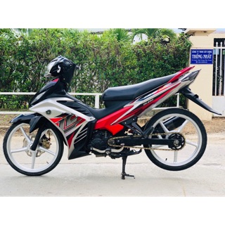 Tem rời Crom Exciter 135 - tem đỏ dán xe trắng