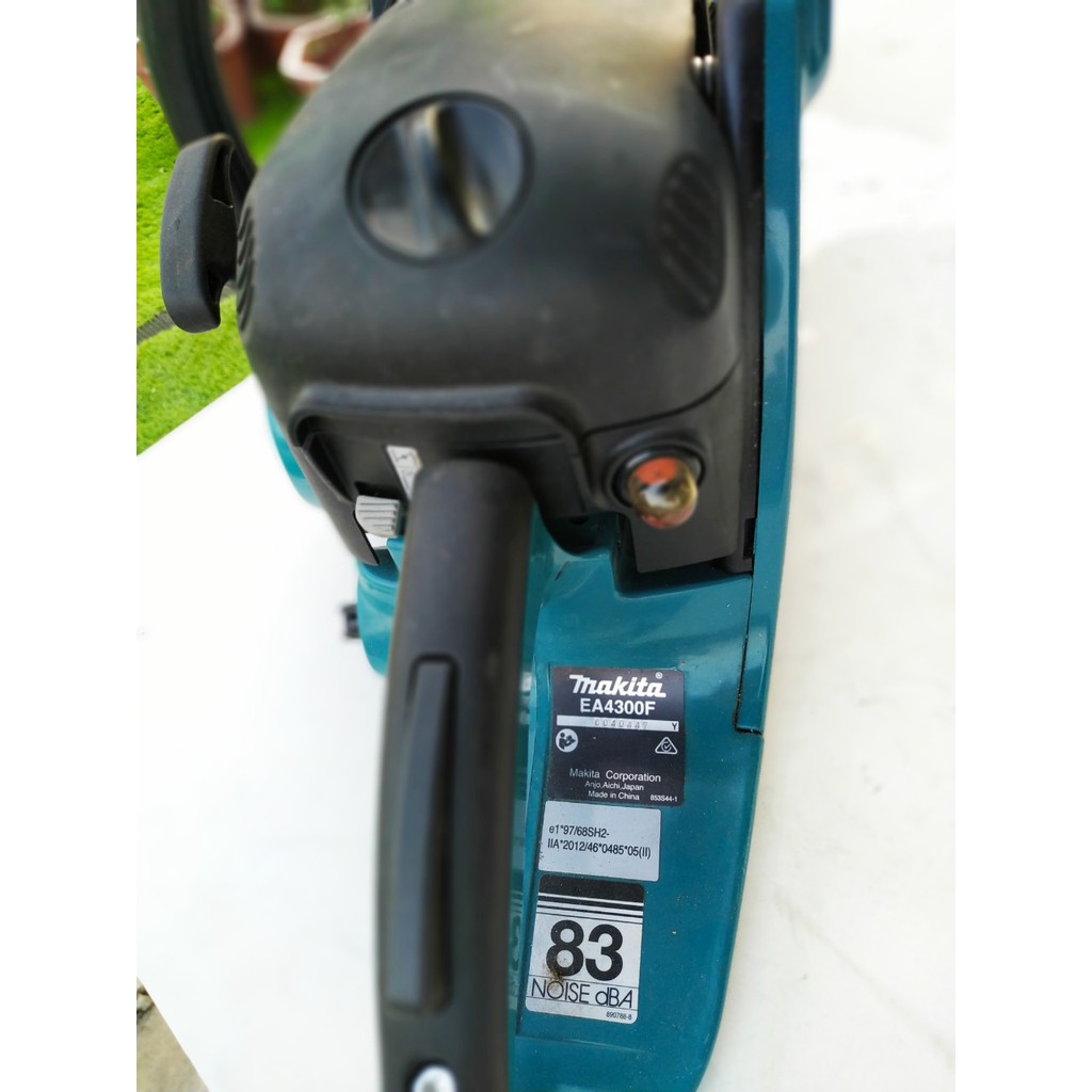 MÁY CƯA XÍCH XĂNG MAKITA EA4300F (NỘI ĐỊA ÚC)