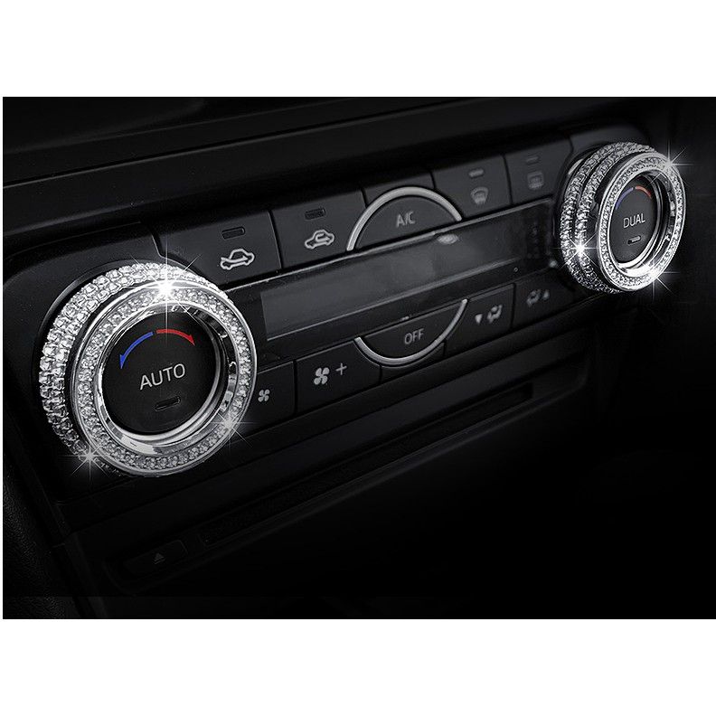 Ốp núm điều chỉnh và logo kim cương Mazda 3 , Mazda 6 2014- 2019