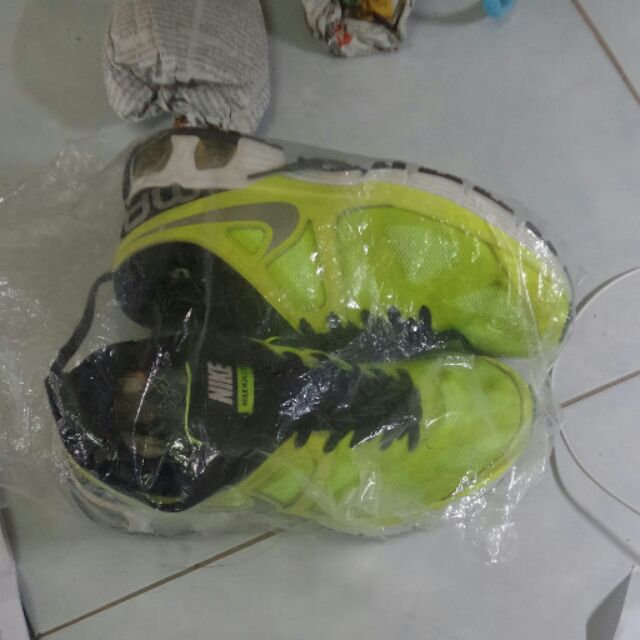 Giầy si gửi Chu Thảo Chi 150k