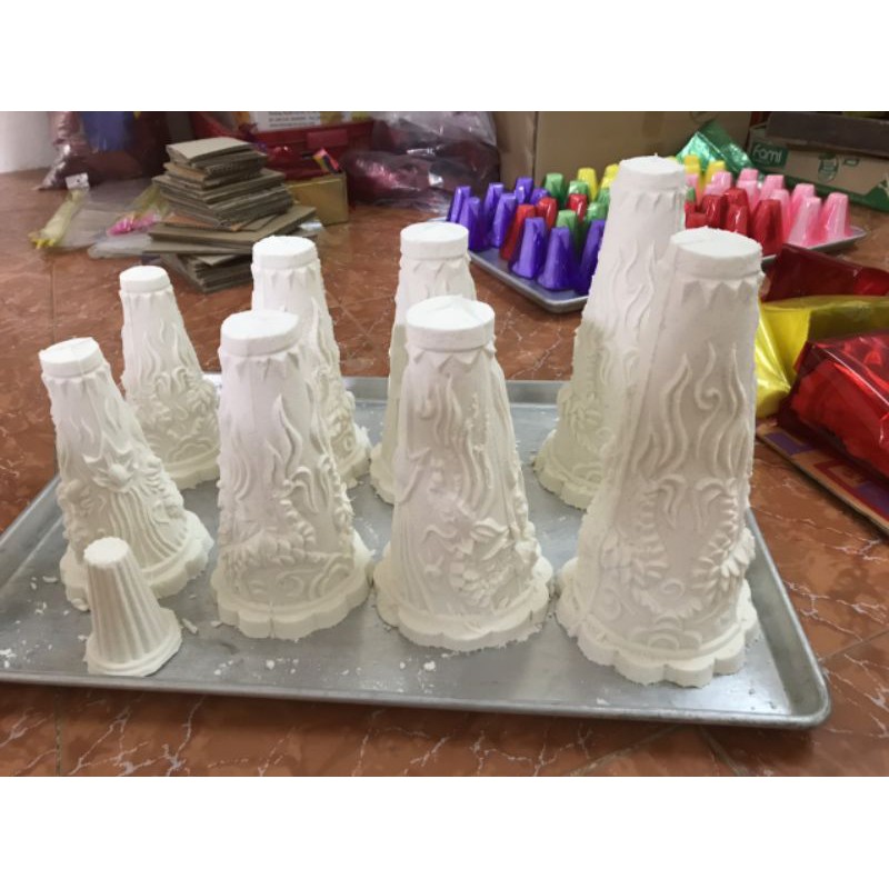 Oản trắng vân rồng 1kg cao 26-27 cm