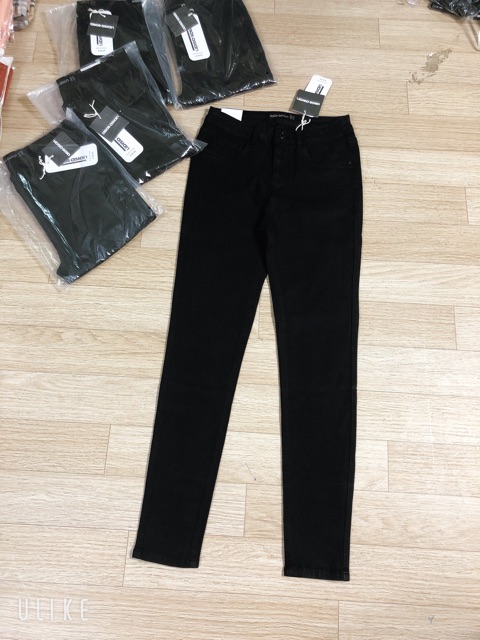 Quần Jeans đen trơn VNXK siêu đẹp | BigBuy360 - bigbuy360.vn