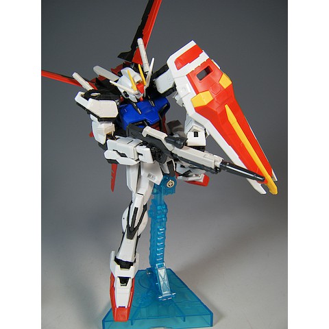 Mô hình lắp ráp RG 1/144 Strike Aile Gundam Bandai