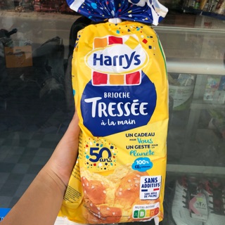 Bành mì hoa cúc Pháp