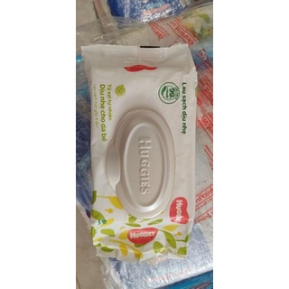Khăn ướt Huggies không mùi 64 miếng