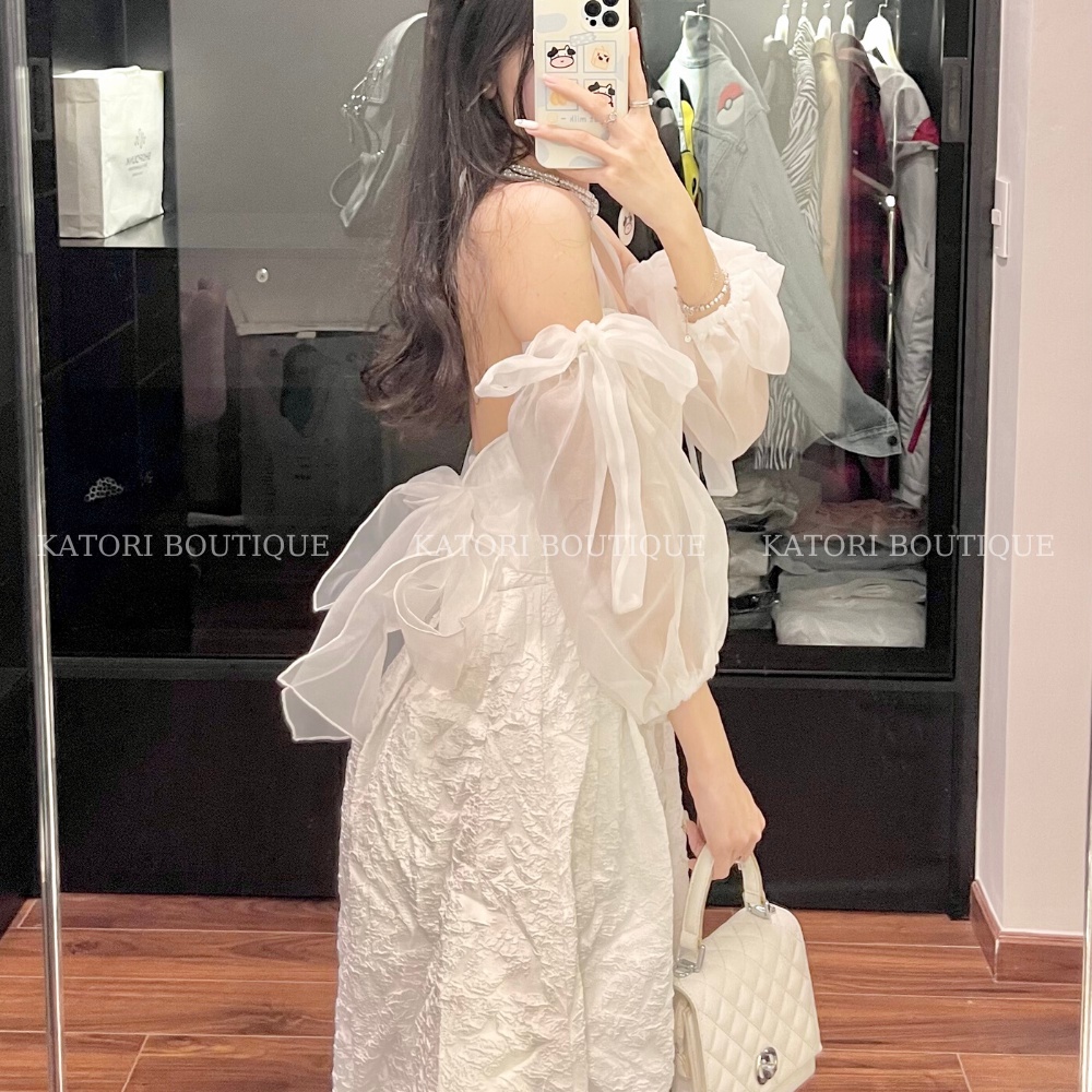Đầm Gấm Hoa Nối Cổ Yếm Phối Tay Voan Rớt Nơ Lưng + Có Kèm Buộc Tóc Nơ