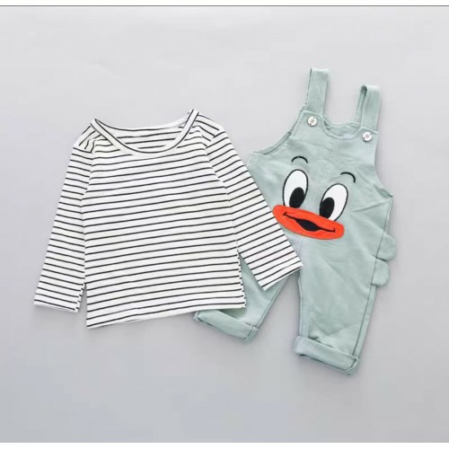Set vịt xinh cho bé gồm áo và yếm - Chất liệu thoáng mát cho trẻ