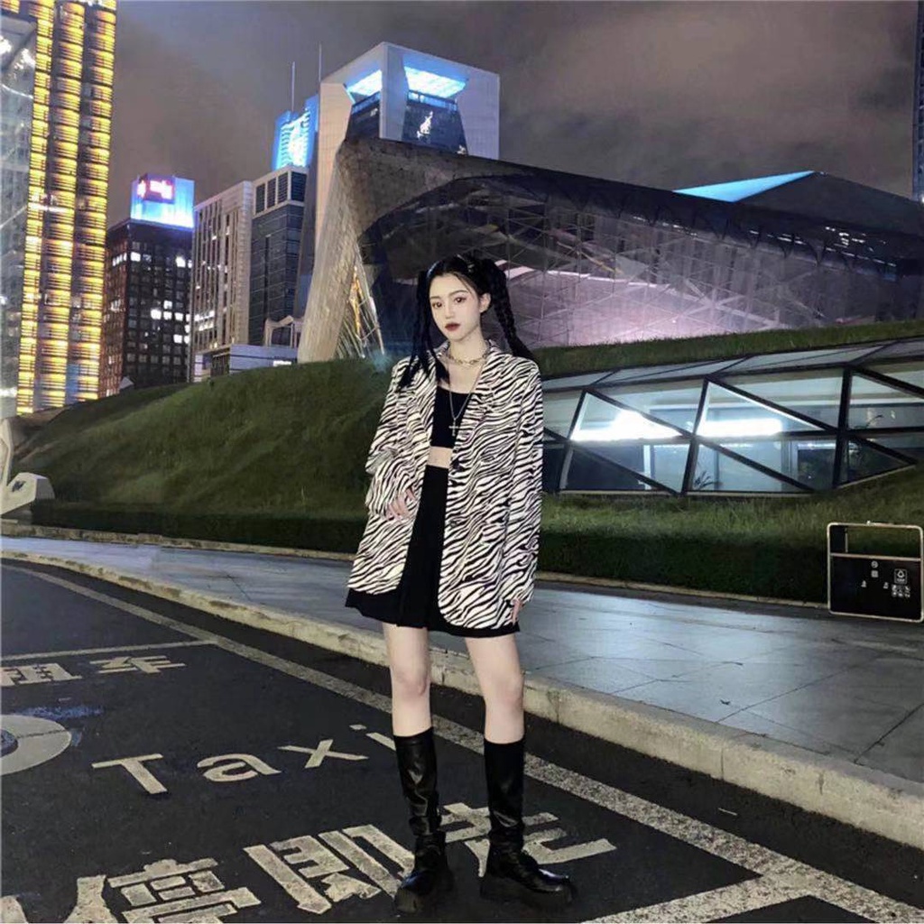 Áo khoác blazer tay dài kẻ sọc ngựa vằn phong cách Hàn Quốc cho nữ | BigBuy360 - bigbuy360.vn