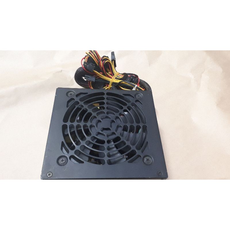 Nguồn 400W Cooler master cũ có đầu 6+2 bảo hành 1 tháng