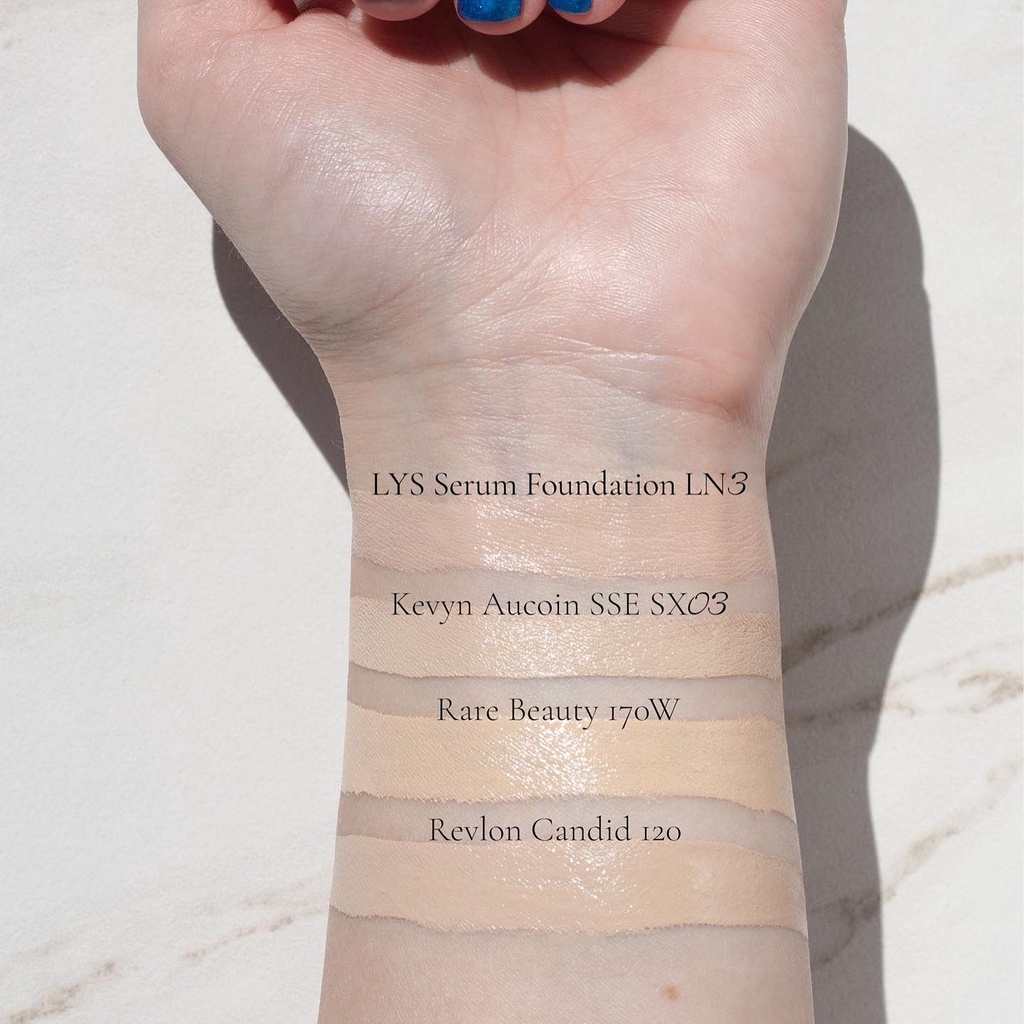 Kem nền Rare Beauty Liquid Touch Weightless $30