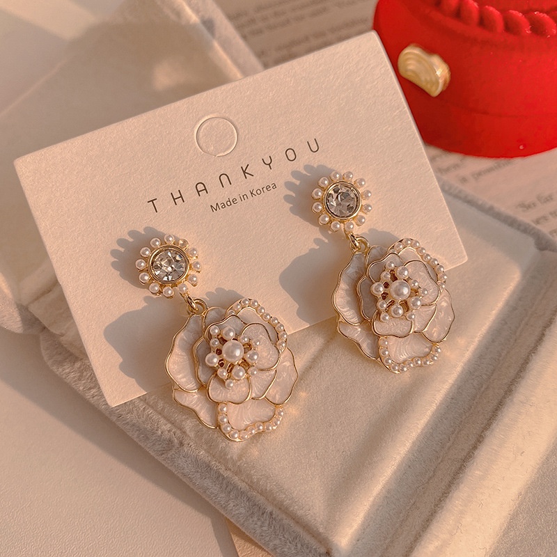 Khuyên Tai Hình Hoa Đính Ngọc Trai Phong Cách Thời Trang Hàn Quốc Mới 2022