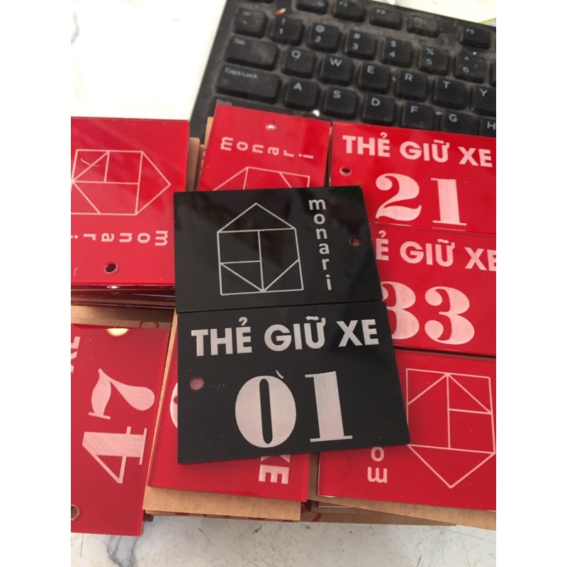 Thẻ xe mica kt 5*7cm, 5*10cm