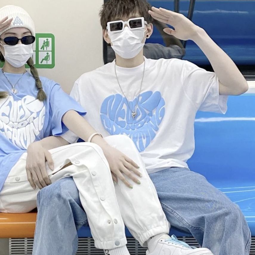 Áo Thun Tay Ngắn Dáng Rộng In Hình Trái Tim Phong Cách Hàn Quốc Cho Cặp Đôi