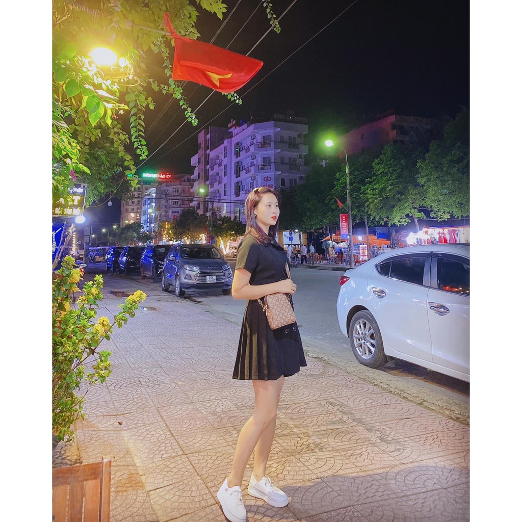 ĐẦM SƠ MI XẾP LY XÒA 6 CÚC