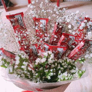 bó hoa kẹo kitkat 10 thanh