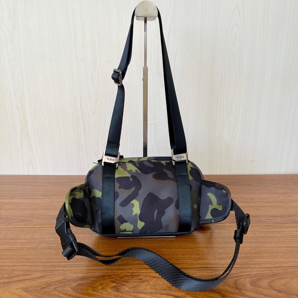 Túi đeo chéo Tumi 232701 Alpha Bravo chất liệu nylon thời trang cho nam