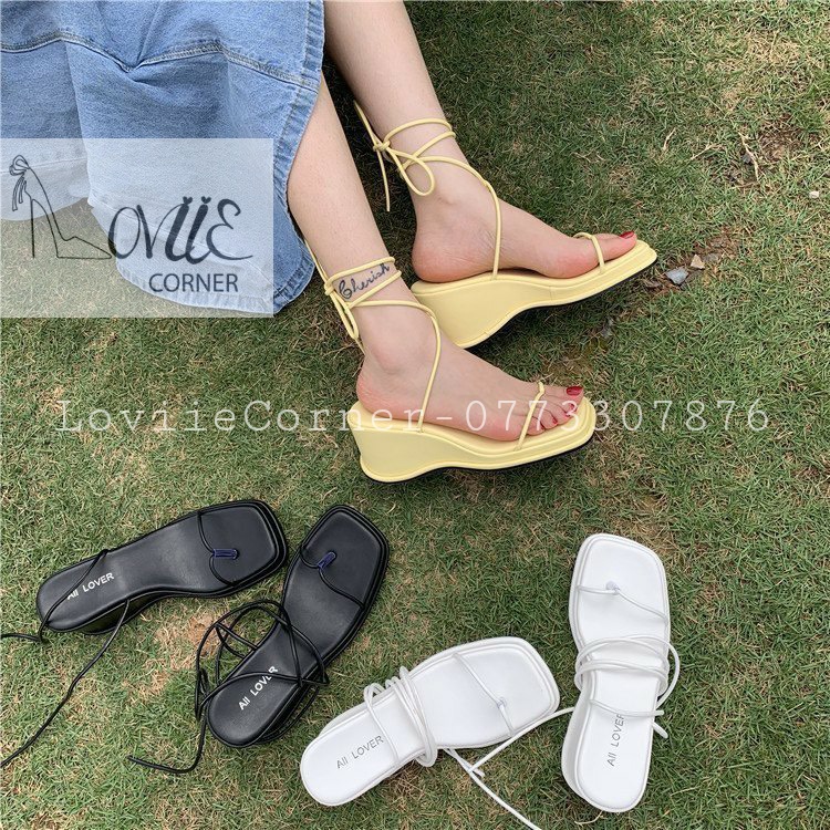 SANDAL NỮ LOVIIECORNER - GIÀY THỜI TRANG QUAI NGANG MẢNH XỎ NGÓN - GIÀY BÁNH MÌ ĐẾ BẰNG S211208