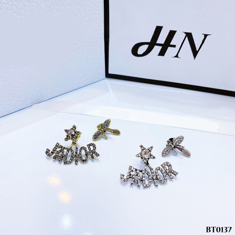 Bông tai Jadi0r ong đính đá sang chảnh