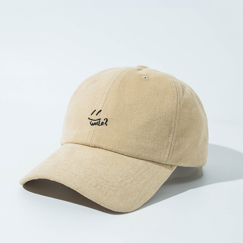 Mũ lưỡi trai thêu họa tiết mặt cười đơn giản thời trang