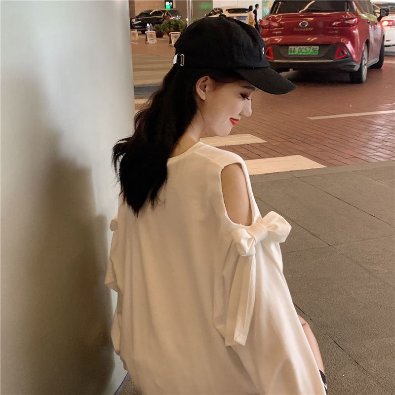 Áo thun nữ tay dài trễ vai phong cách Hàn Quốc