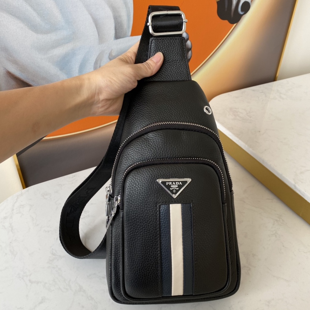 Túi đeo ngực nam da thật thời trang cao cấp Prada phong cách trẻ trung, thời thượng