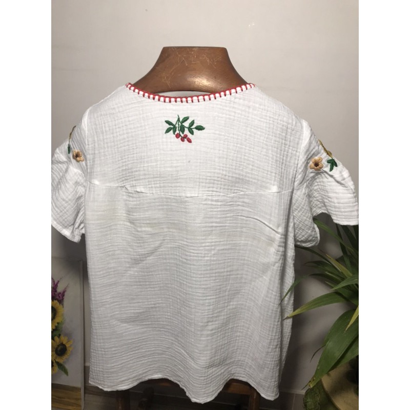 Áo thêu tay vải xô muslin