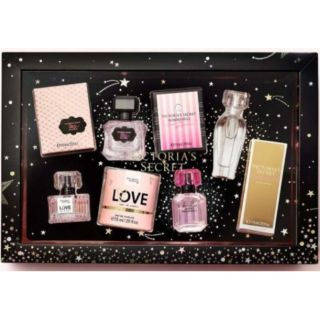 Bộ sản phẩm gồm 4 chai nước hoa Victoria’s Secret