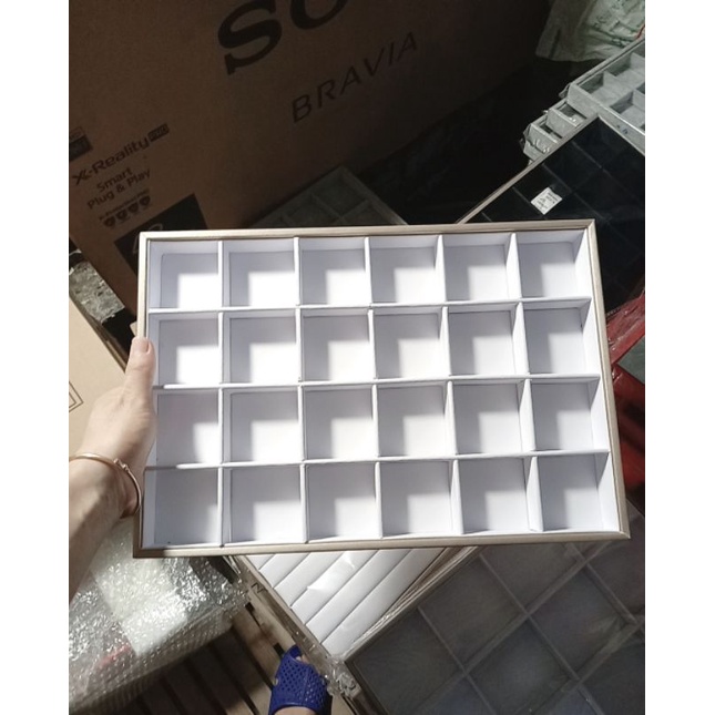 Khay Phẳng Trơn, Khay 12 Ô, Khay 24 Ô( 24 ngăn) Đựng Phụ Kiện,  TS, Charm Hàng Cao Cấp