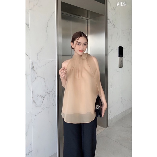 Áo cổ yếm 2 màu trắng nude