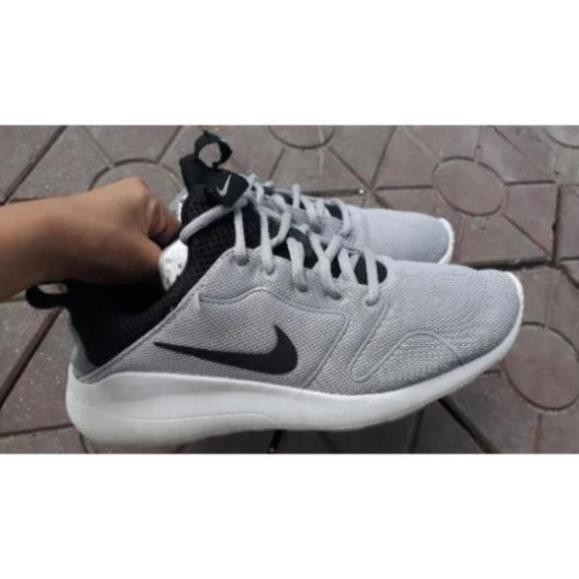 salle [Real] Ả𝐍𝐇 𝐓𝐇Ậ𝐓 𝐒𝐈Ê𝐔 𝐒𝐀𝐋𝐄 Giày nike 2hand chính hãng giá rẻ nhất mới 99% Siêu Bền Tốt Nhất . : " : P:{ L