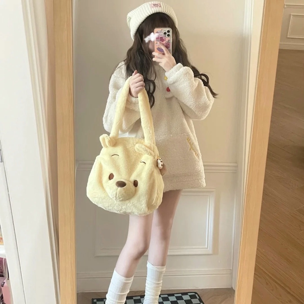Túi Xách Đeo Vai Disney Gấu Pooh Dễ Thương Bằng Bông Kích Thước Lớn 35 X 30 X 6CM - Dành cho laptop 13 inch