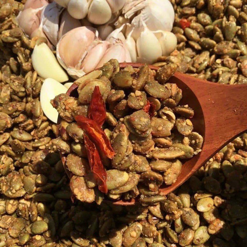 hủ Pet-300gr hạt bí rang tỏi ớt