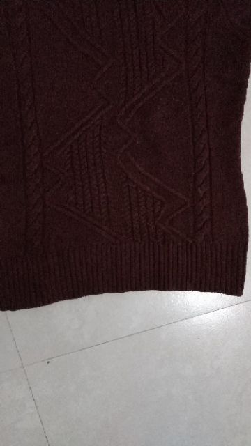 Thanh lý áo len cổ gập cao xoắn vặn thừng đẹp, màu sang size M used