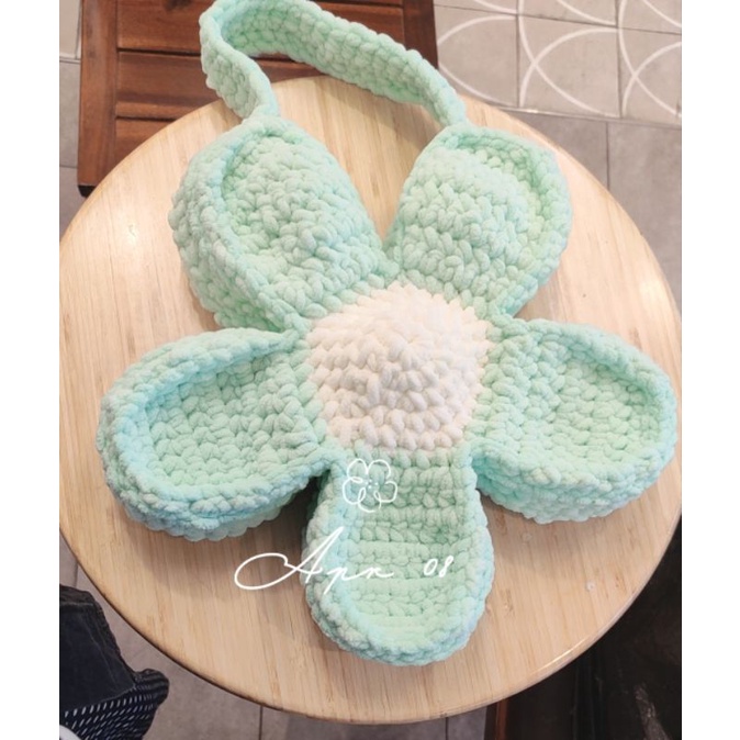 Túi Len Hoa Cúc - Bloom Flower Bag handmade - tặng kèm charm tùy chọn