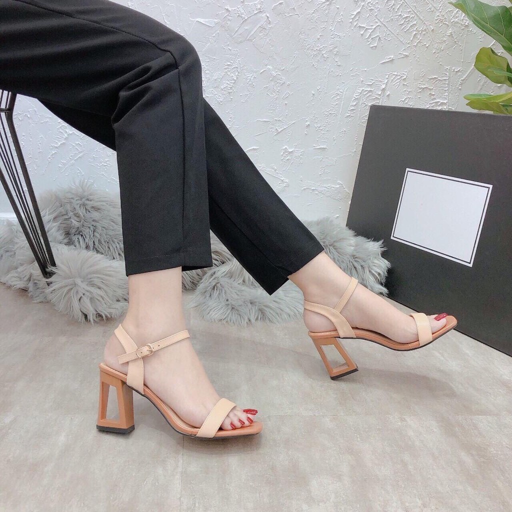 GIày sandal nữ quai ngang mảnh da bóng gót thủng độc đáo