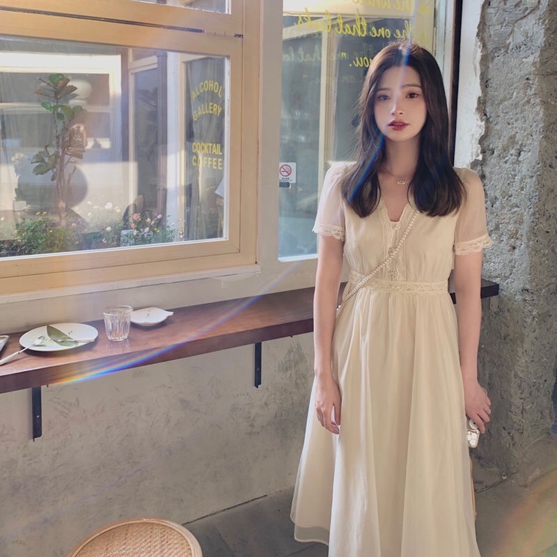 Váy tiểu thư tay lỡ