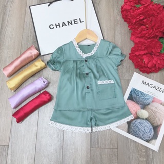 Bộ pijama phối ren chất phi lụa cho bé