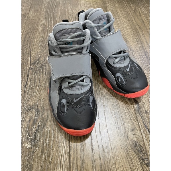 Giày sneakers nike air mã size36 pass