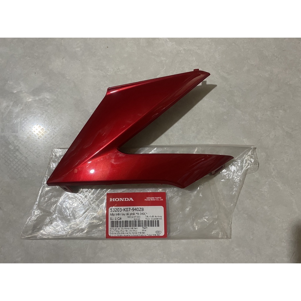 Nắp trên tay lái phải HONDA WAVE RSX110 năm 2012-2013 màu Đỏ. (53203K07940ZB)