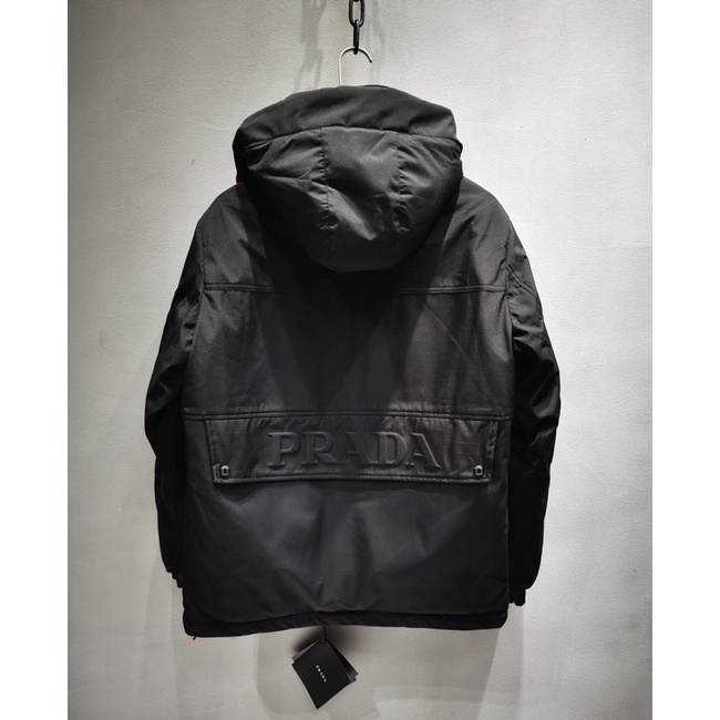 Áo khoác nam thiết kế mới trẻ trung phong cách thương hiệu thời trang Prada 2021 cao cấp