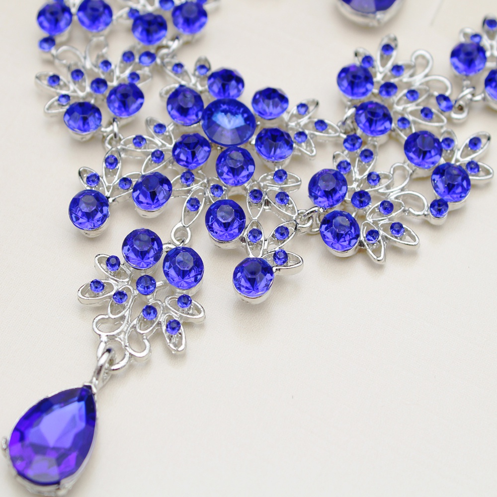 Bộ dây chuyền + bông tai hợp kim đính đá hình hoa