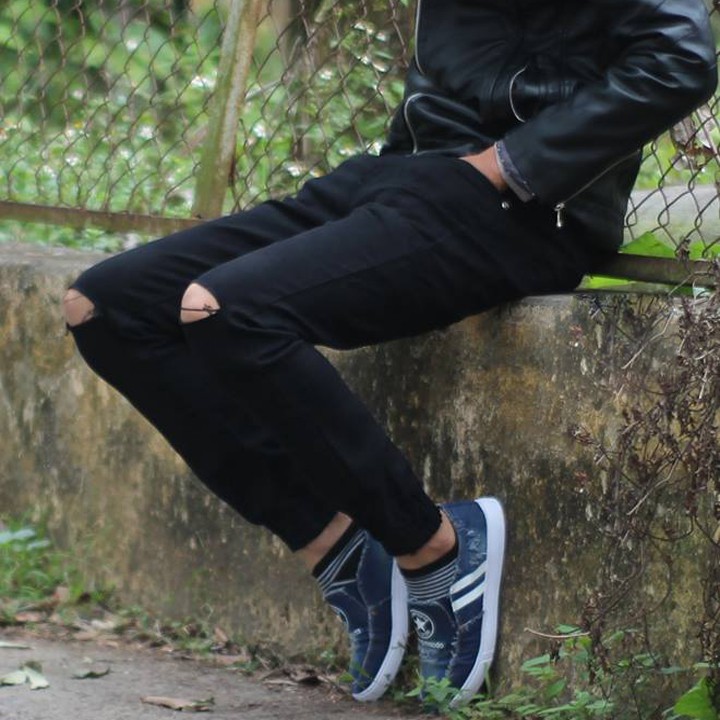 Quần Jean Nam Dáng Ôm Body Chất Vải Co Giãn Ống Côn Thời Trang | BigBuy360 - bigbuy360.vn