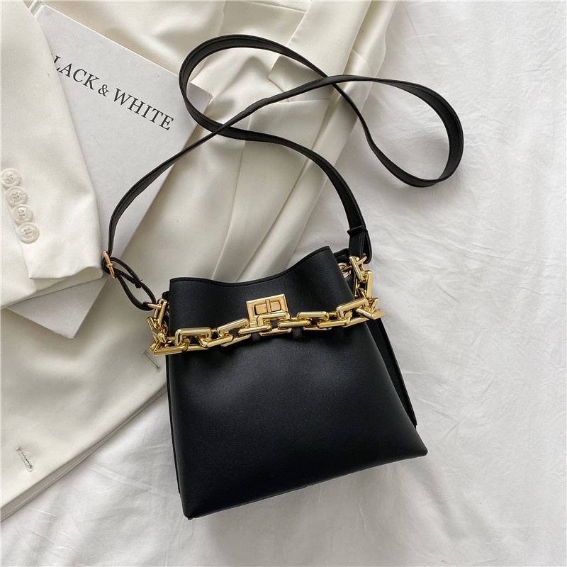 Phụ nữ mới Thời trang Retro Túi Messenger Chuỗi Túi xách Cá tính
