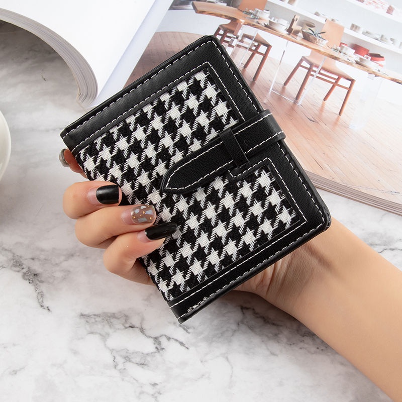 Ví Nữ Ngắn Siêu Mỏng Gấp Gọn Sức Chứa Lớn Giá Đỡ