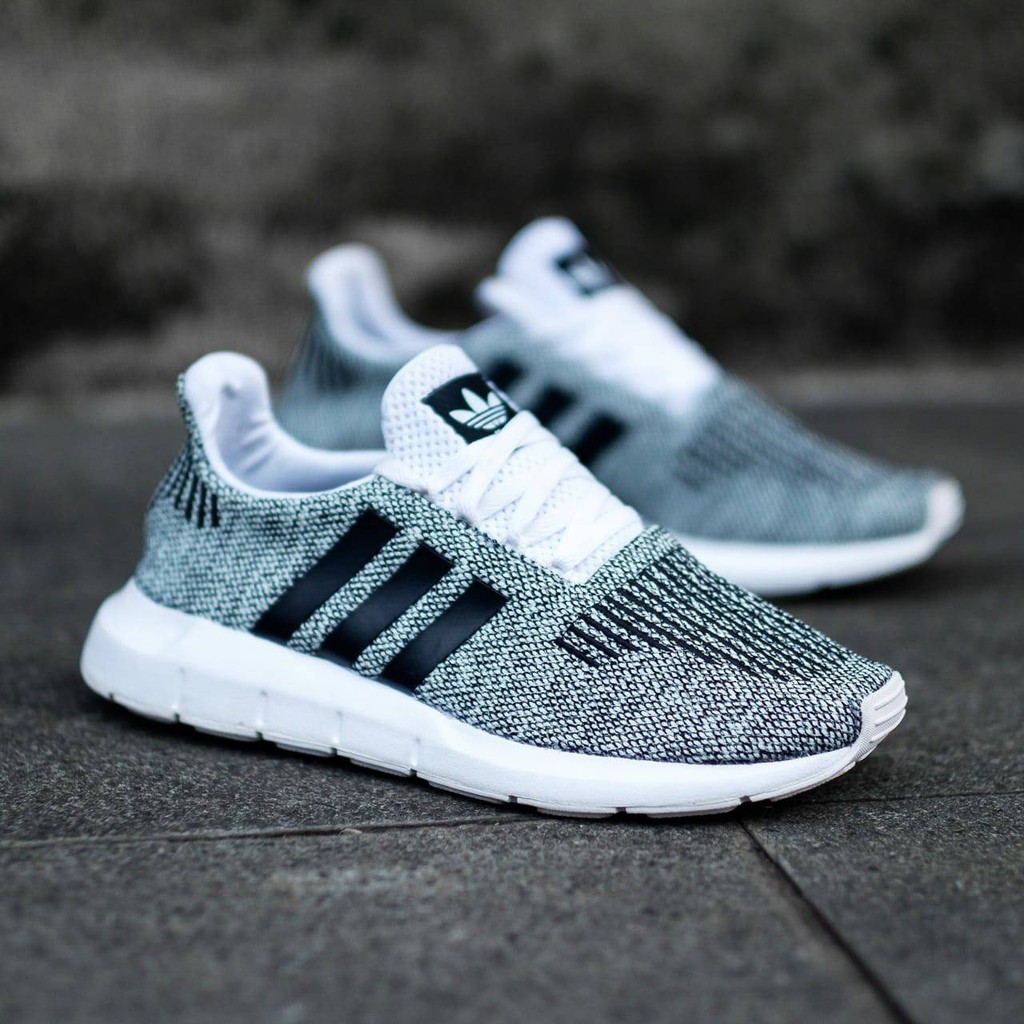 Giày Thể Thao Adidas Swift Run Chính Hãng